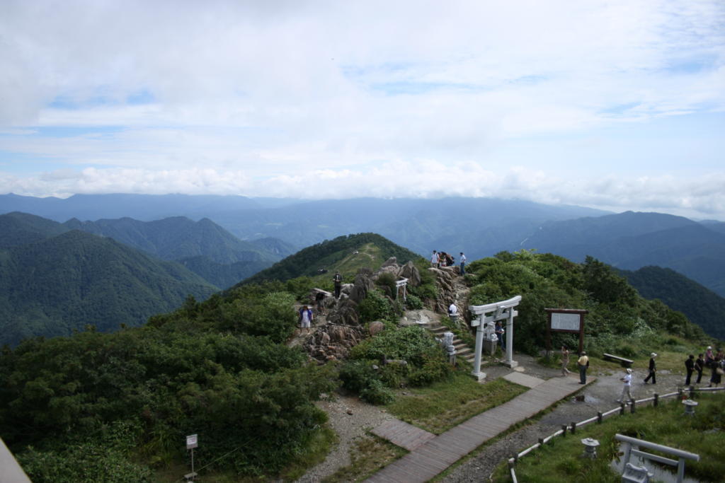 谷川岳ロープウェイ天神峠からの雄大な眺め
